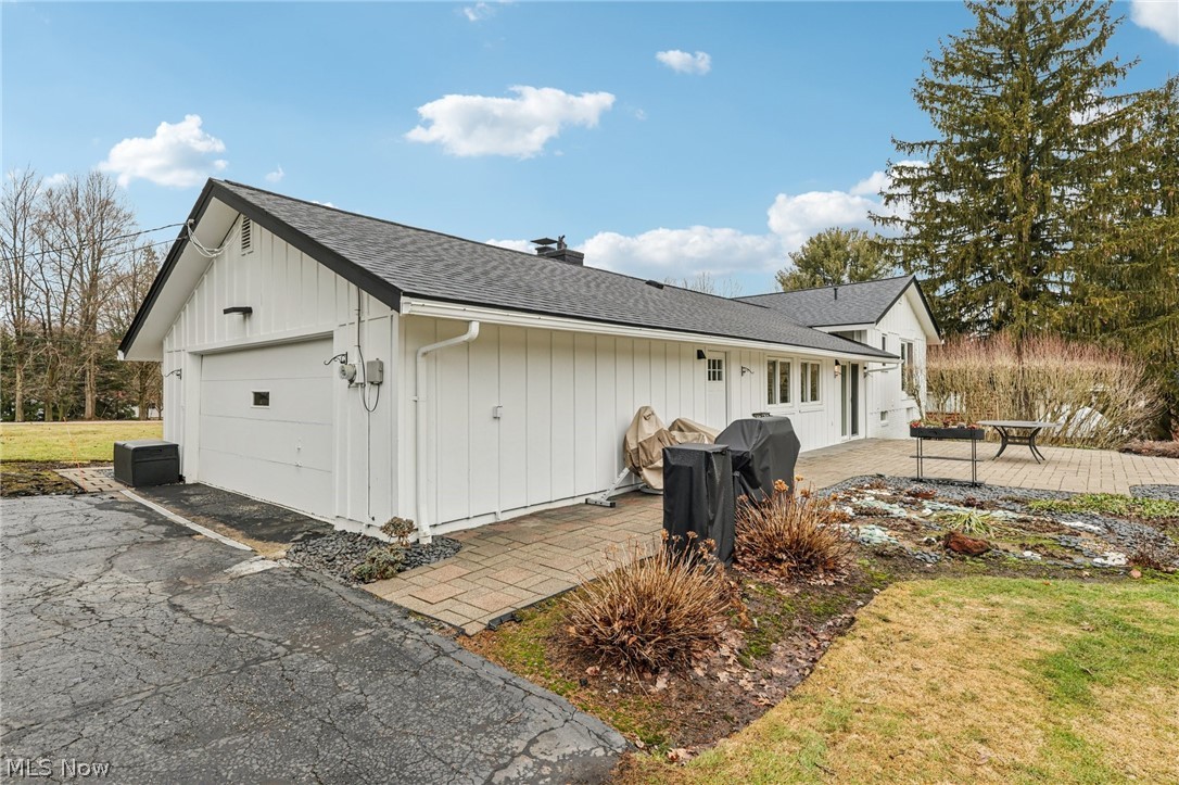 8354 Cloveridge Road Chagrin Falls, OH 44022 - Photo 41 of 47