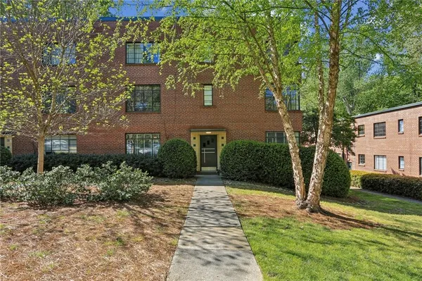$324,900 | 1391 Normandy Drive Northeast, Unit 1, Atlanta, GA 30306