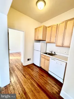 $1,250 | 253 Hansberry Street, Unit 1F, Philadelphia, PA 19144