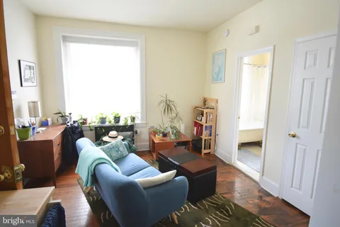 $1,250 | 253 Hansberry Street, Unit 1F, Philadelphia, PA 19144