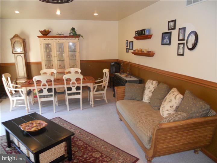6 Spruce Road Chalfont, PA 18914 - Photo 10 of 25 Gallery Image 10