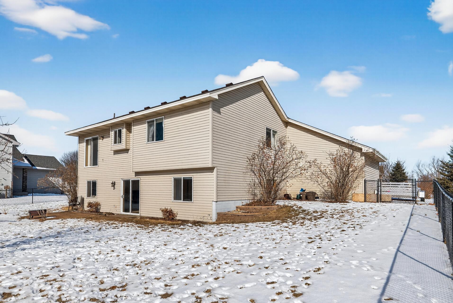11683 10th Street Northeast Hanover, MN 55341 - Photo 12 of 20