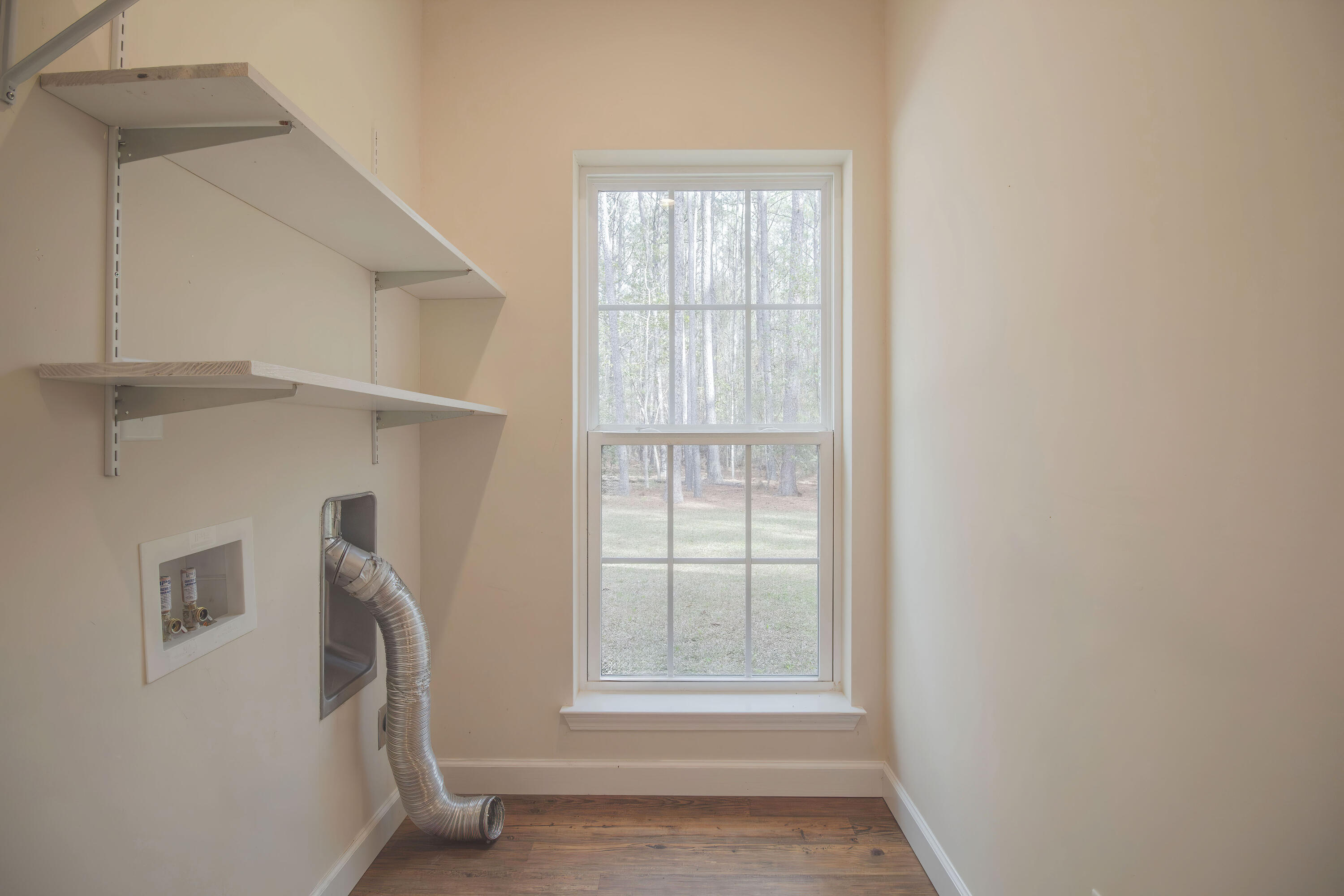 734 East Butternut Road Summerville, SC 29483 - Photo 16 of 71 LAUNDRY ROOM