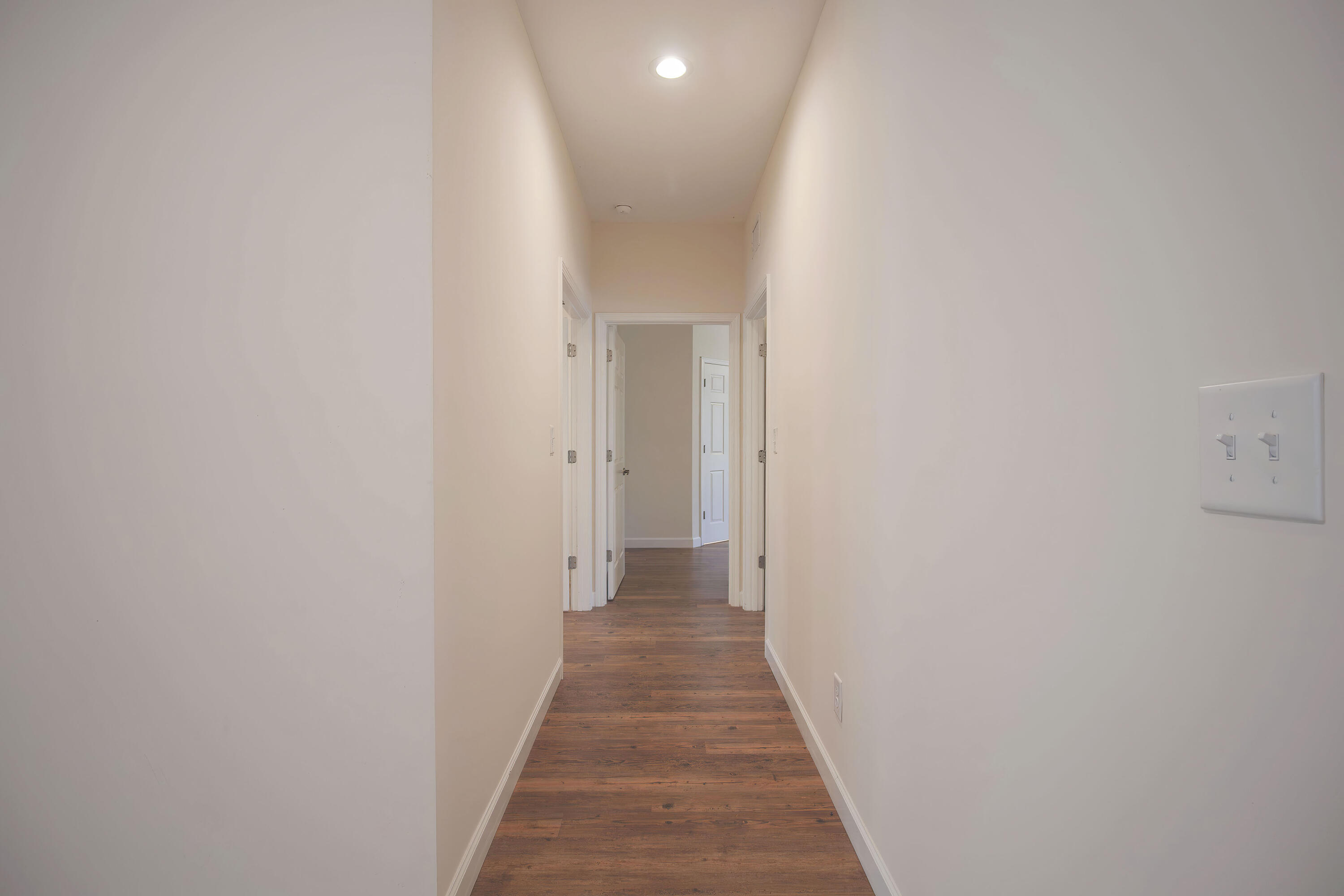 734 East Butternut Road Summerville, SC 29483 - Photo 19 of 71 HALLWAY(1)
