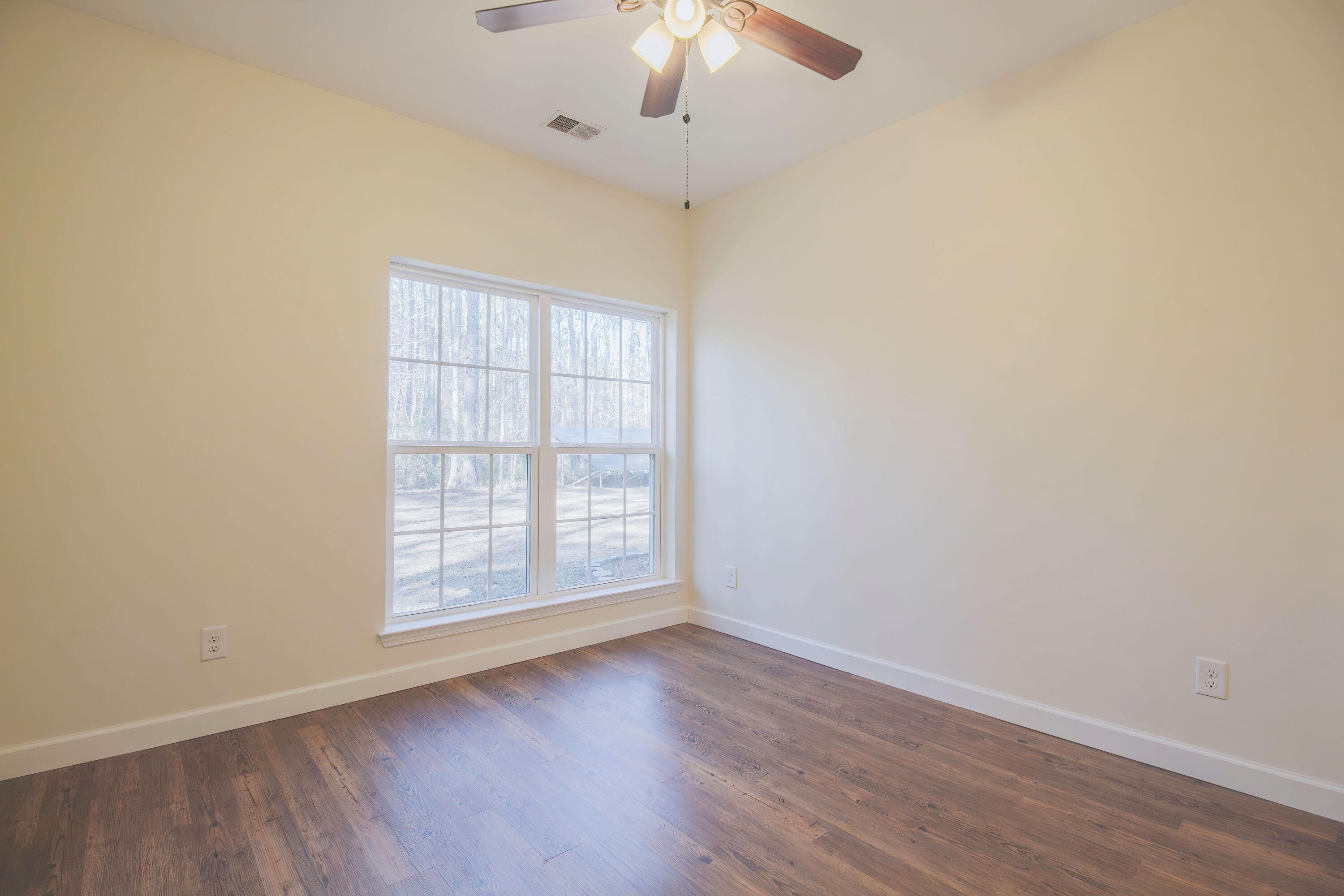 734 East Butternut Road Summerville, SC 29483 - Photo 20 of 71 BEDROOM 1(1)
