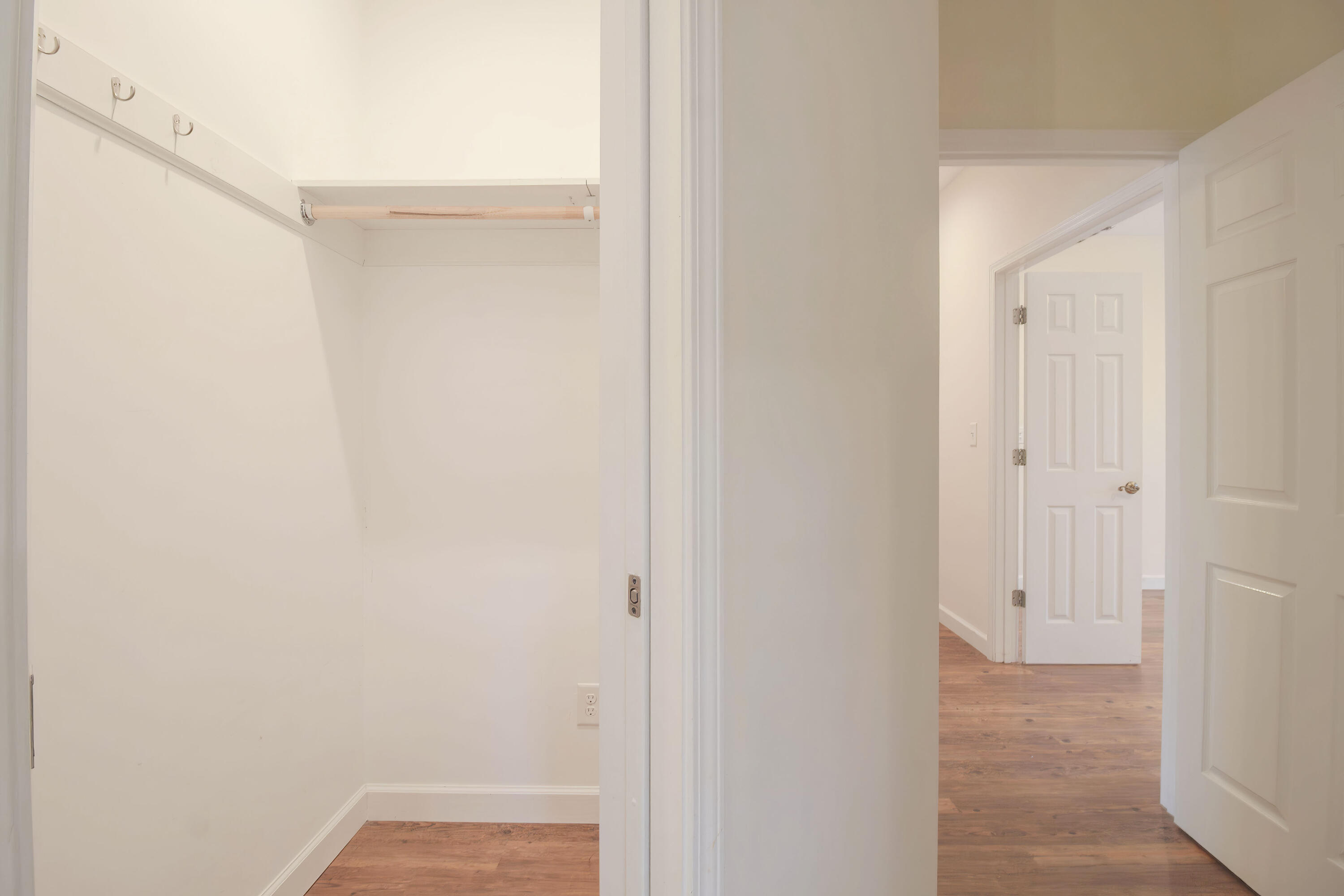 734 East Butternut Road Summerville, SC 29483 - Photo 22 of 71 BEDROOM 1 CLOSET