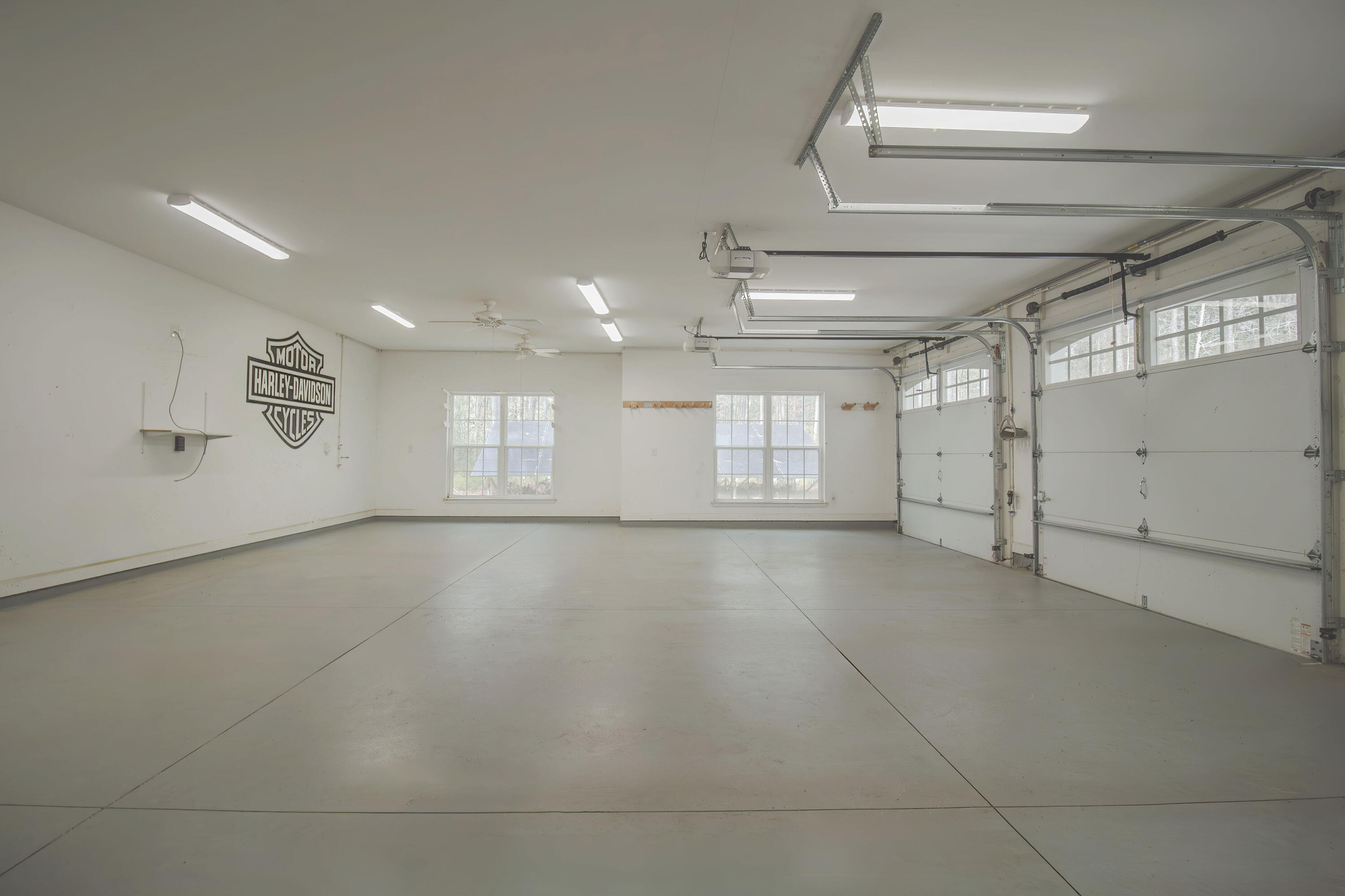 734 East Butternut Road Summerville, SC 29483 - Photo 56 of 71 GARAGE(1)