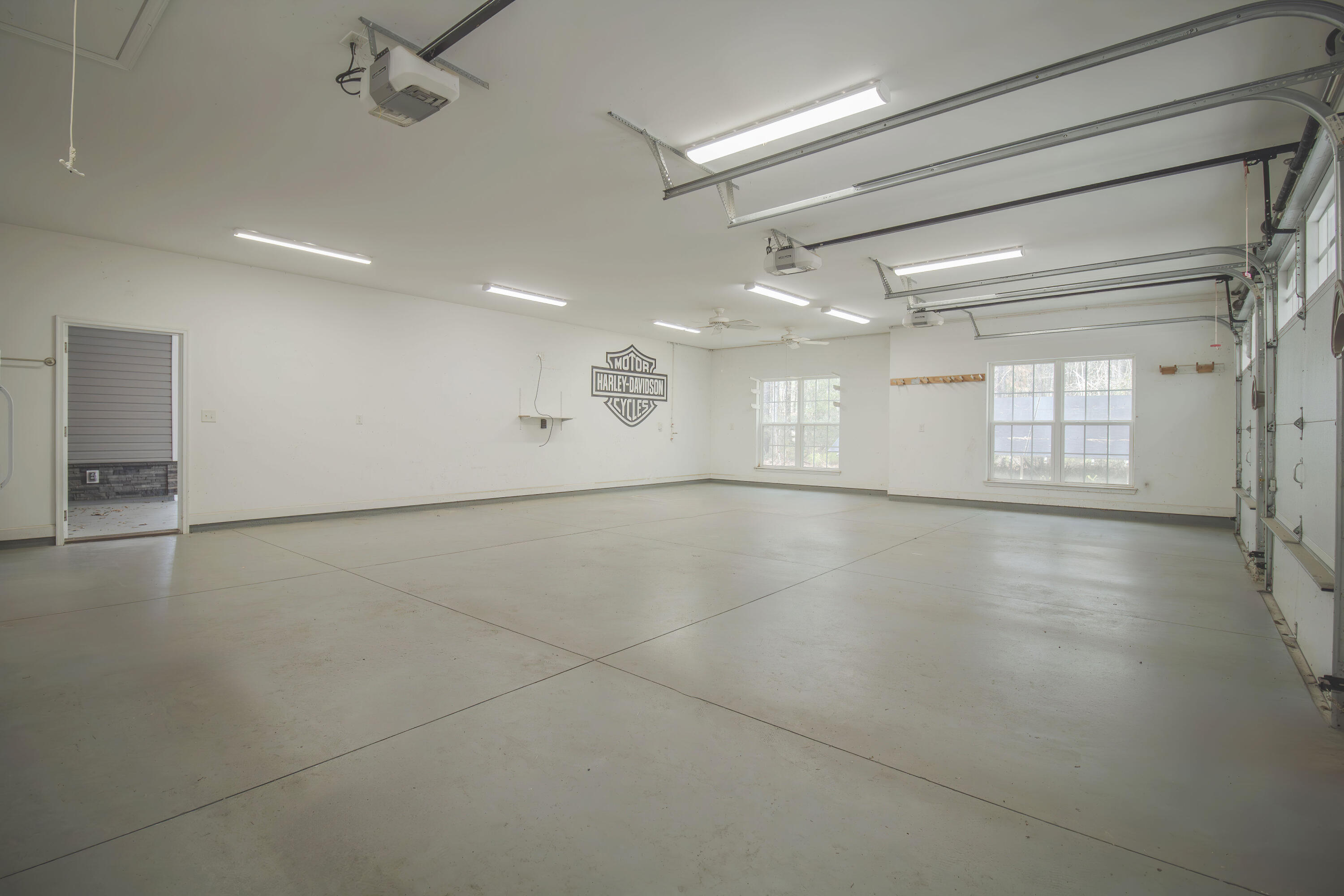 734 East Butternut Road Summerville, SC 29483 - Photo 57 of 71 GARAGE(2)