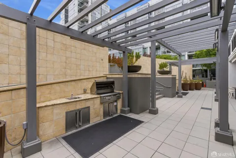 $949,000 | 435 China Basin Street, Unit 210, San Francisco, CA 94158