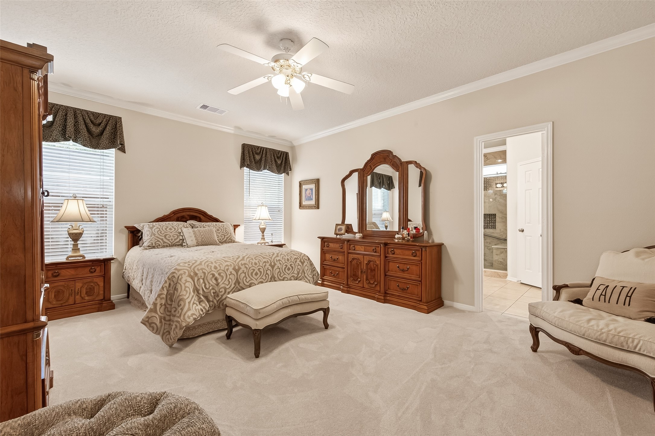 522 Beauregard Drive Conroe, TX 77302 - Photo 3 of 50