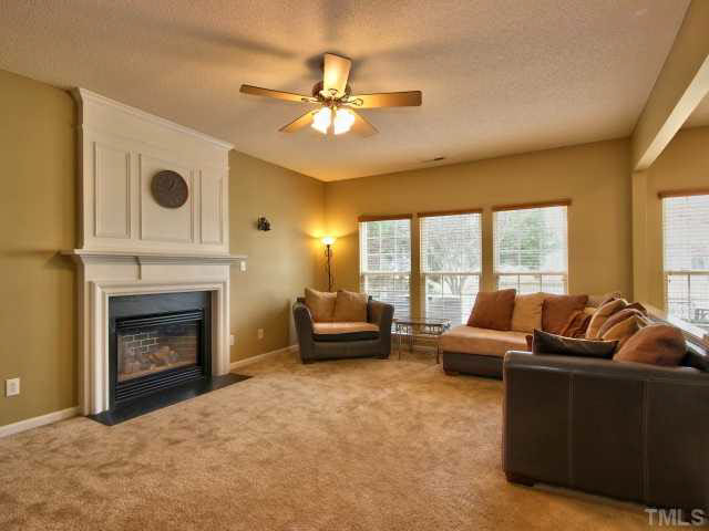 317 Grassy Point Road Apex, NC 27502 - Photo 7 of 25 Gallery Image 7