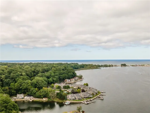 $3,950 | 31 Schnackel Drive, Irondequoit, NY 14622