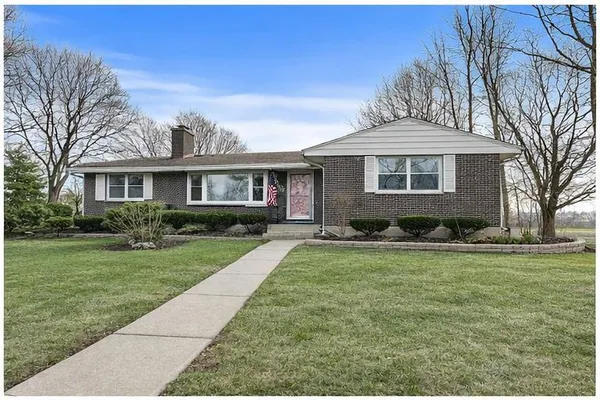 $405,900 | 1000 Jackson Avenue, St. Charles, IL 60174