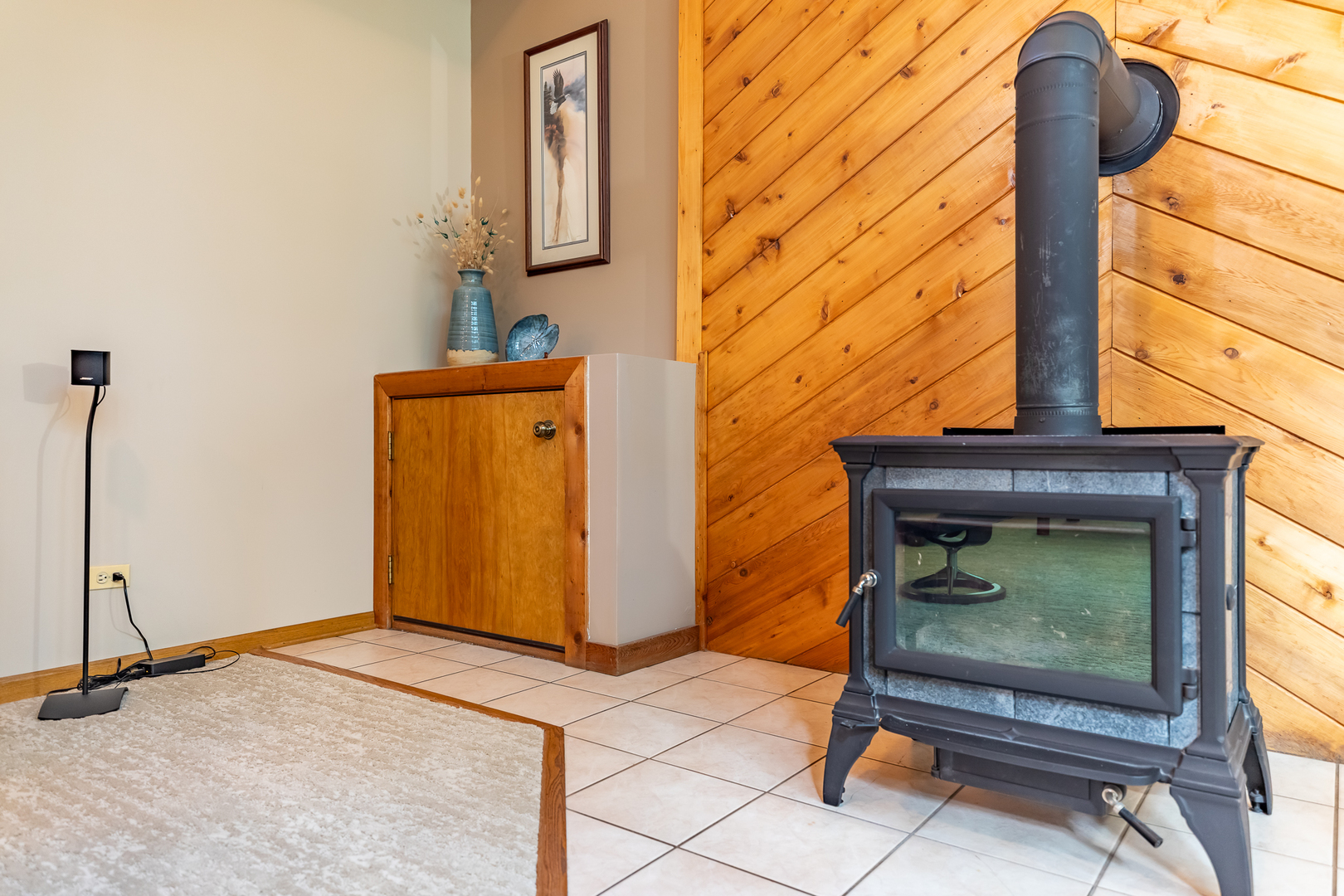 3530 East Challas Entrance Crete, IL 60417 - Photo 13 of 60 a door with a bench