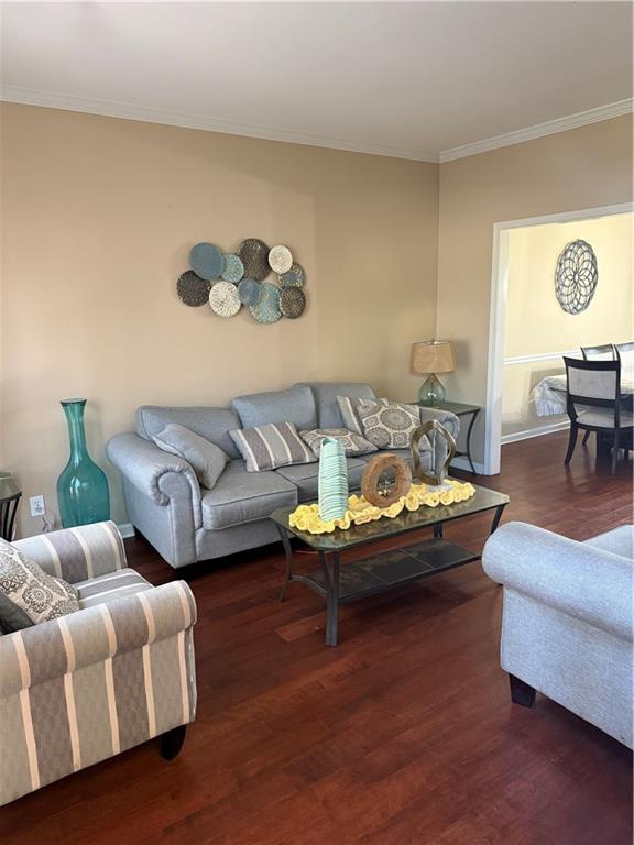 2390 Walnut Grove Way Suwanee, GA 30024 - Photo 10 of 22 a living room with furniture and a table