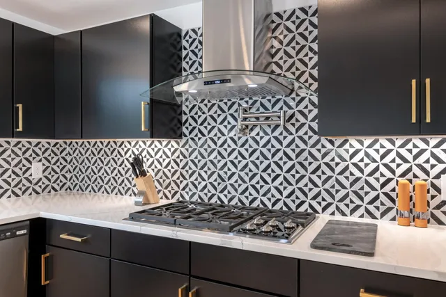 $1,150,000 | 383 Owl Street, Campton, NH 03223