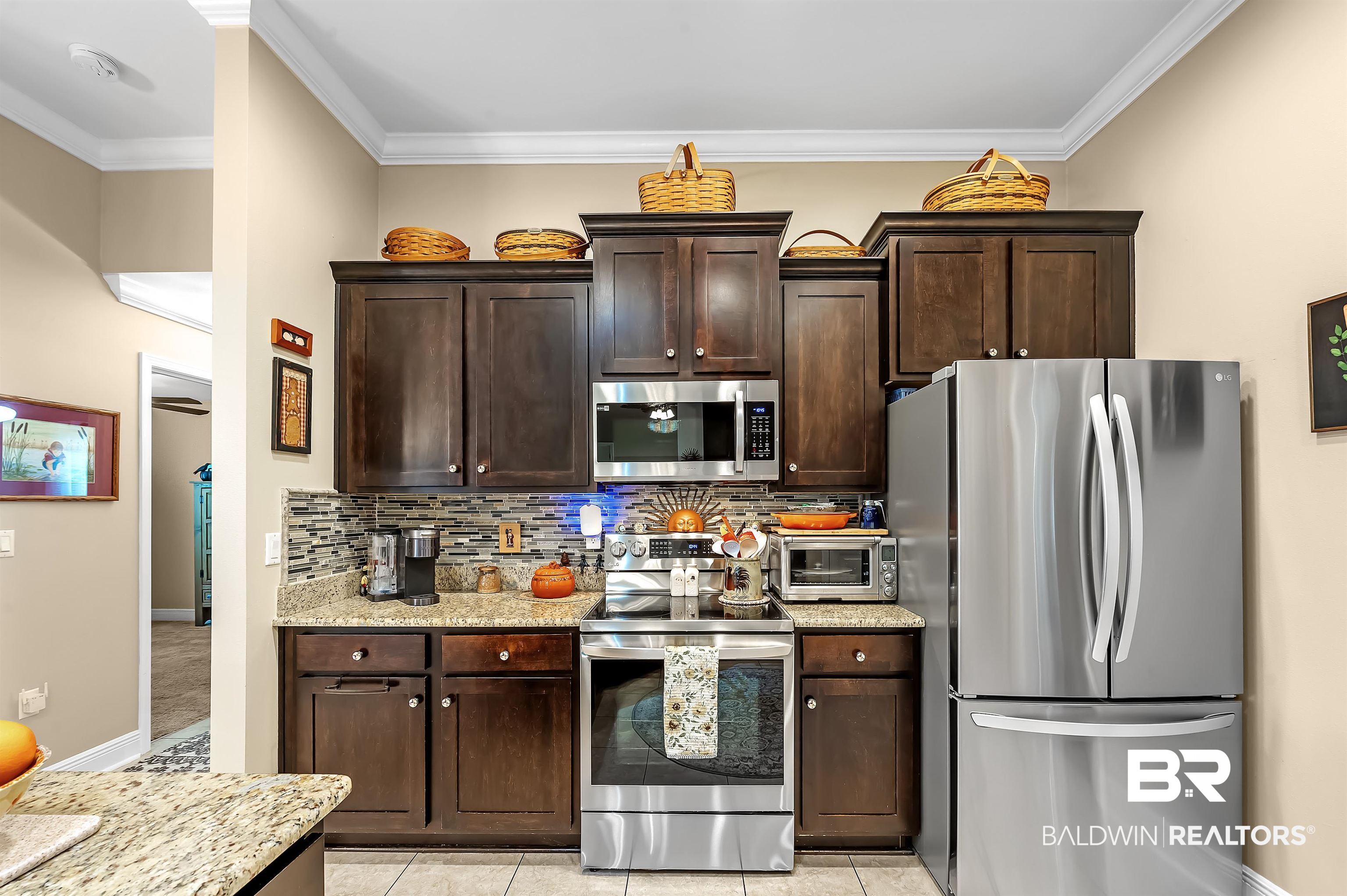 2033 Bourbon Street Foley, AL 36535 - Photo 33 of 57 Kitchen