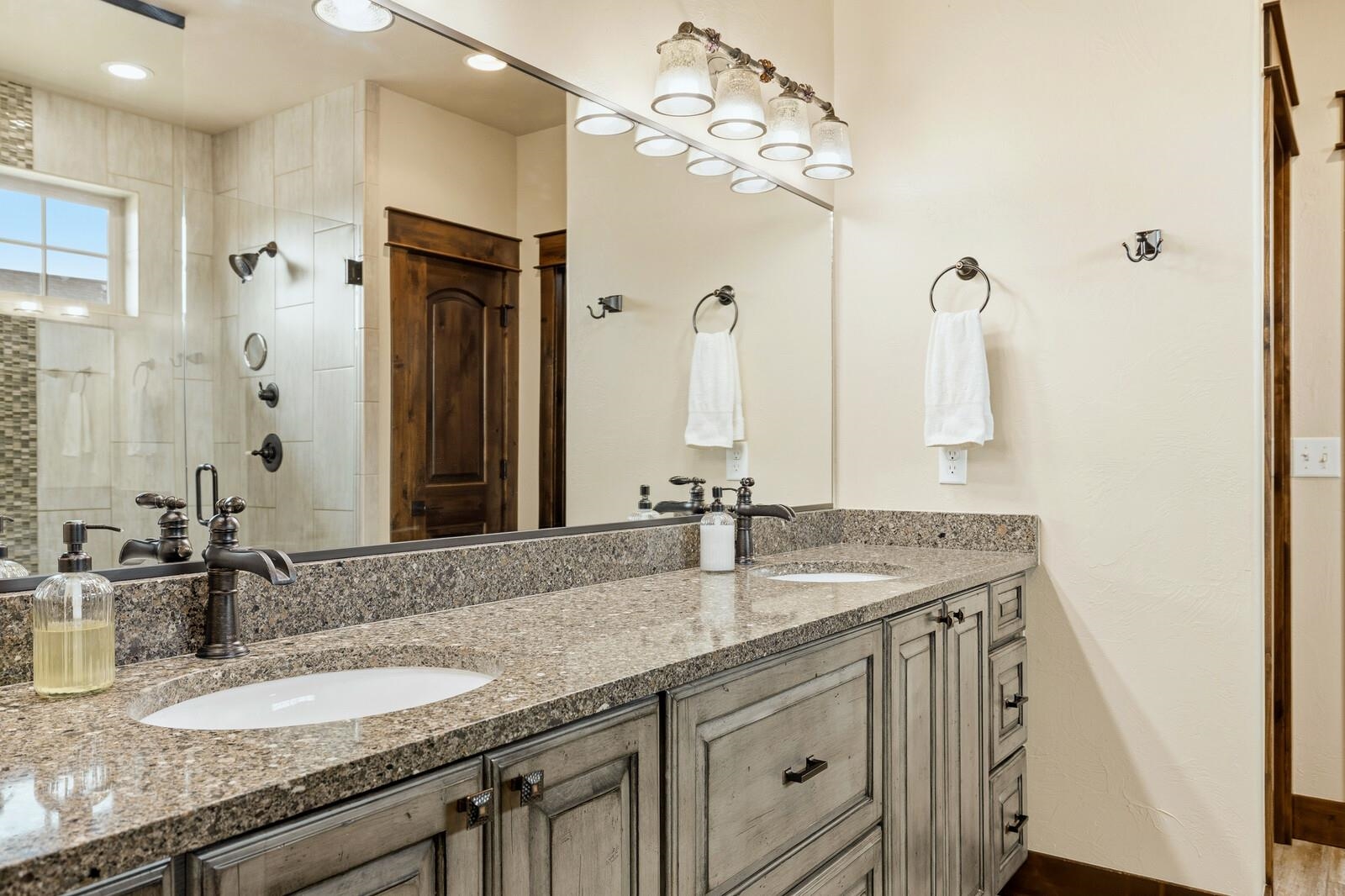 6031 Rivers Gate Casper, WY 82604 - Photo 19 of 46