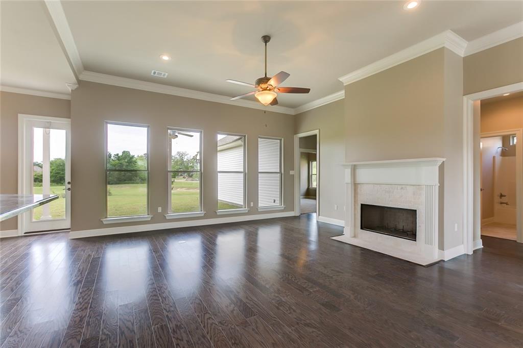 604 Deciduous Loop Madisonville, LA 70447 - Photo 5 of 25 Gallery Image 5