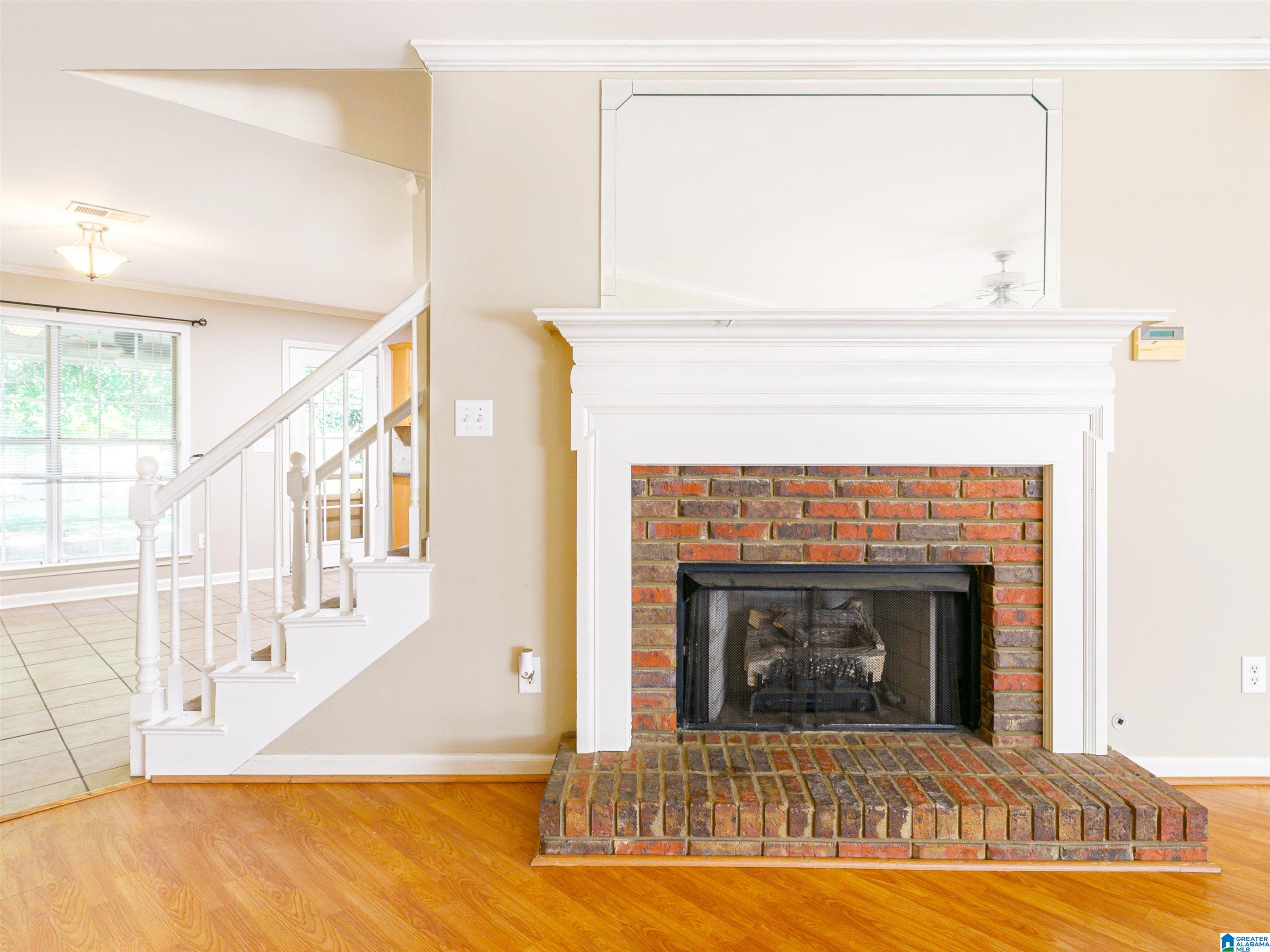 208 Warwick Lane Alabaster, AL 35007 - Photo 7 of 20