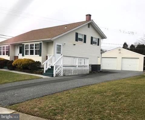 9663 Dundawan Road Baltimore, MD 21236 - Photo 4 of 42 ESTATE SALE--IN MOVE IN CONDITION! NO HOA!!