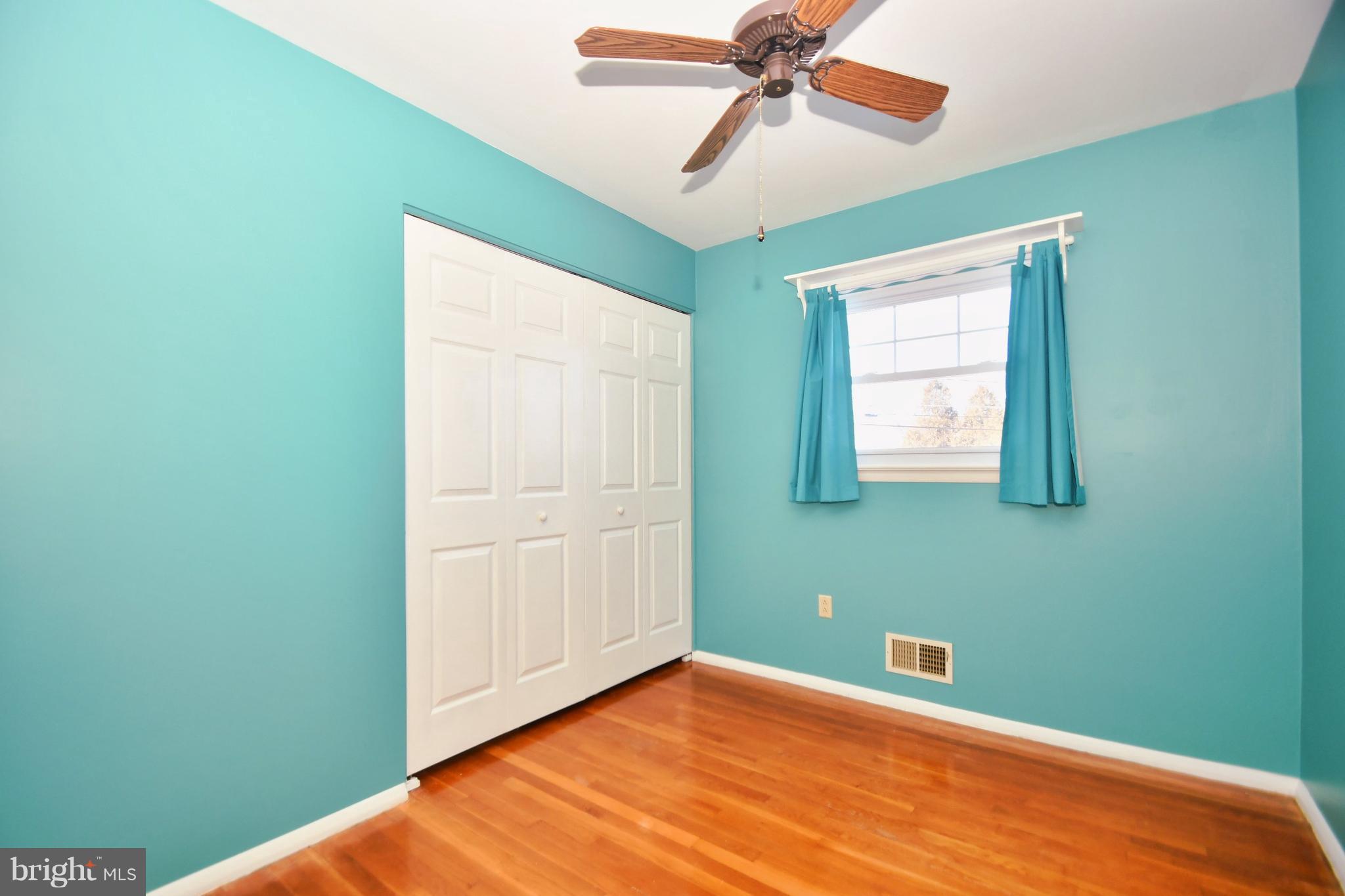 9663 Dundawan Road Baltimore, MD 21236 - Photo 33 of 42 2ND BEDRM---SHOWING HARDWOOD