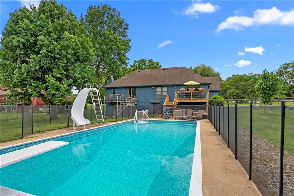 8921 Northeast Boten Road Lee's Summit, MO 64064 - Photo 3 of 50