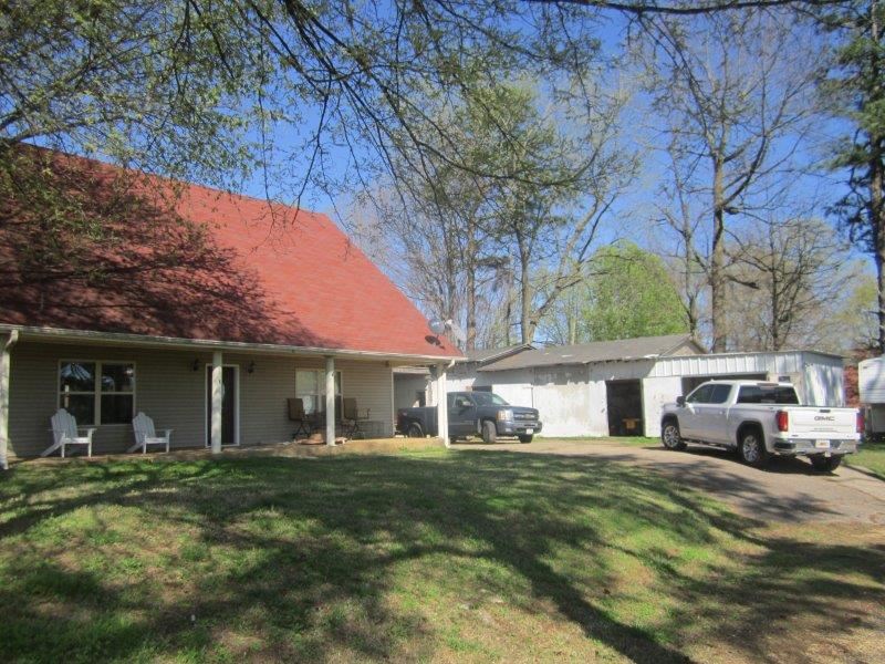 62 Guy Lane Ripley, TN 38063 - Photo 2 of 23
