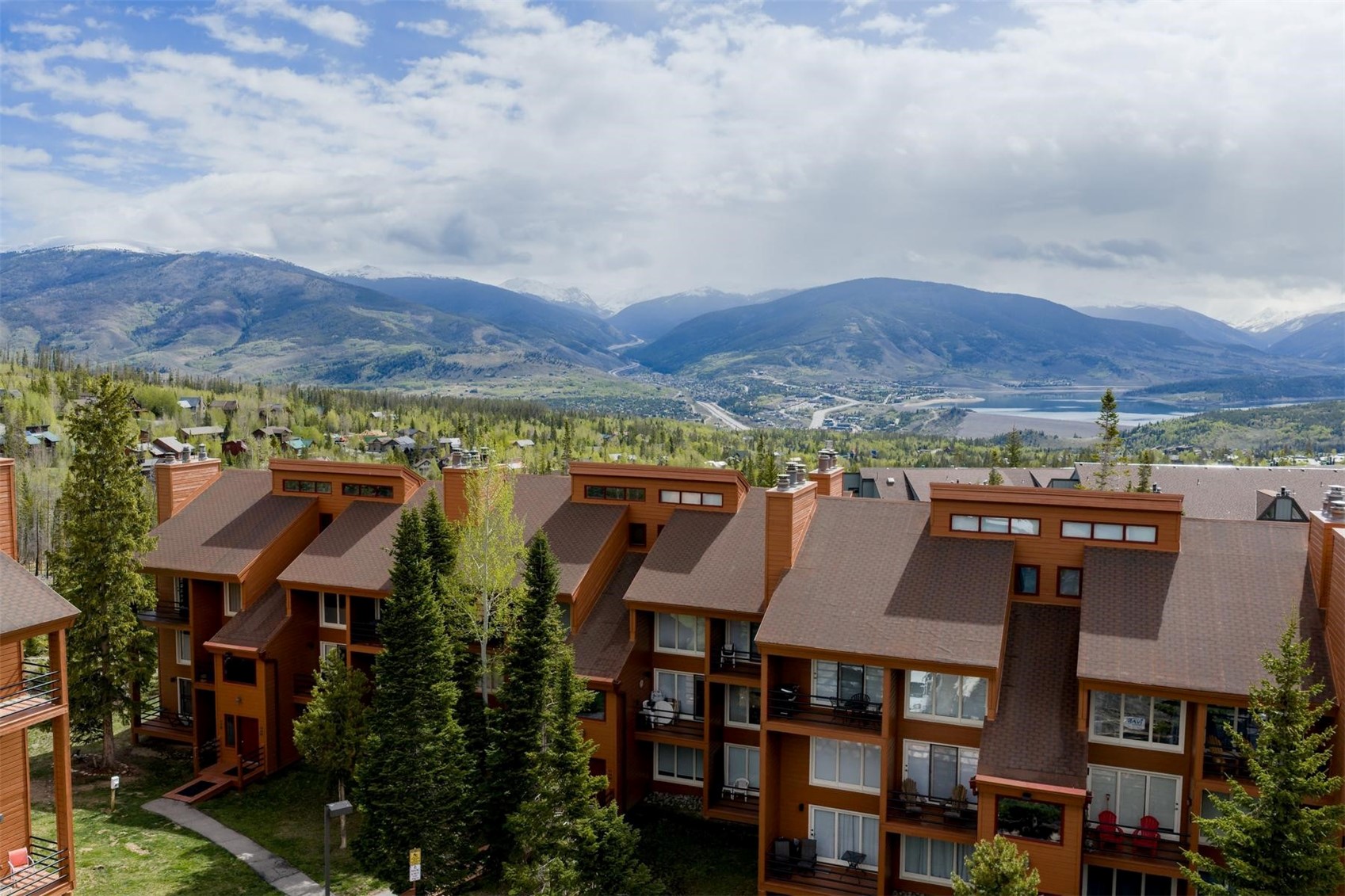 91100 Ryan Gulch Road, Unit 91105 Silverthorne, CO 80498 - Photo 30 of 49 an aerial view of residential houses and outdoor space