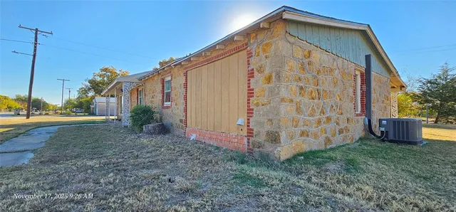 $110,000 | 601 Main Street, Lawn, TX 79530