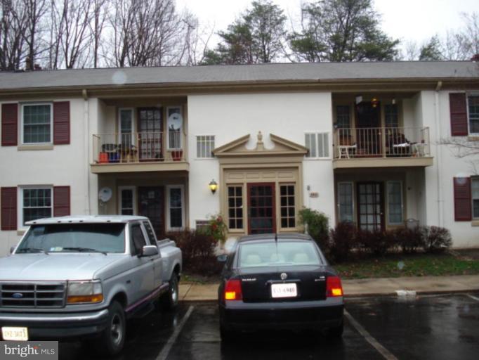 5901 Kingsford Road, Unit 435 Springfield, VA 22152 - Photo 1 of 3 Exterior (Main)
