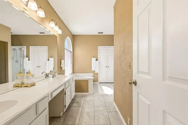$375,000 | 772 Poplar Court, Lake Dallas, TX 75065
