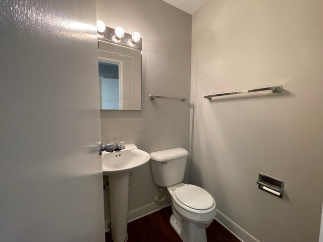 529 Jordan Way Bolingbrook, IL 60440 - Photo 15 of 23 a bathroom with a sink mirror and toilet