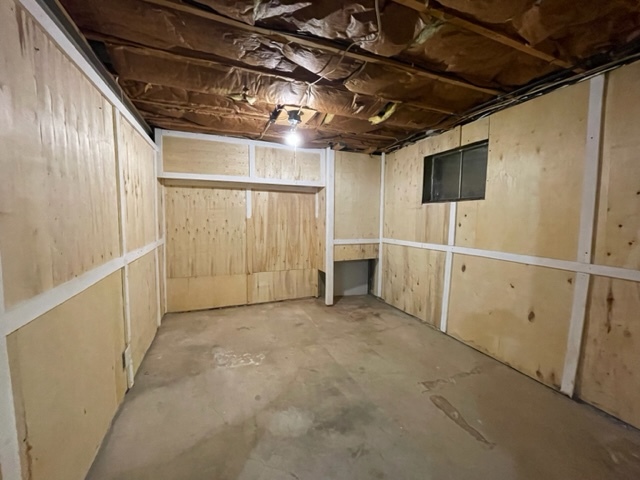 529 Jordan Way Bolingbrook, IL 60440 - Photo 23 of 23 a view of an empty room