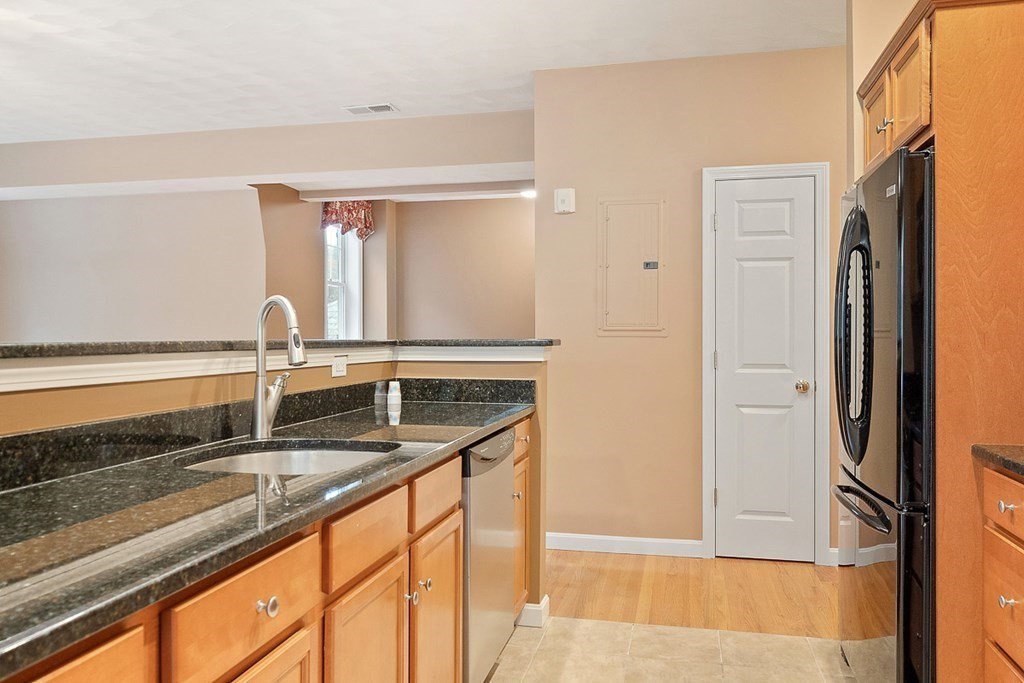 63 Central Street, Unit 204 North Reading, MA 01864 - Photo 14 of 37