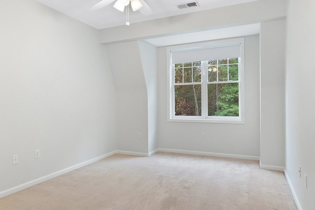 63 Central Street, Unit 204 North Reading, MA 01864 - Photo 16 of 37