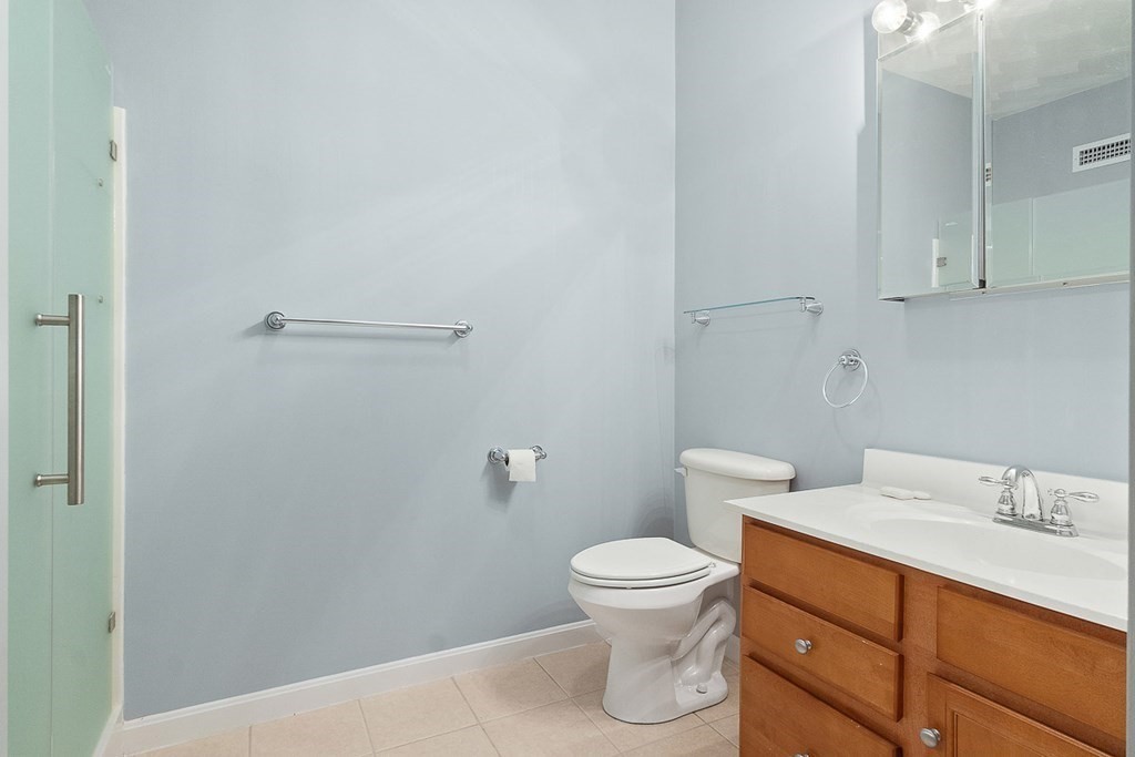 63 Central Street, Unit 204 North Reading, MA 01864 - Photo 18 of 37