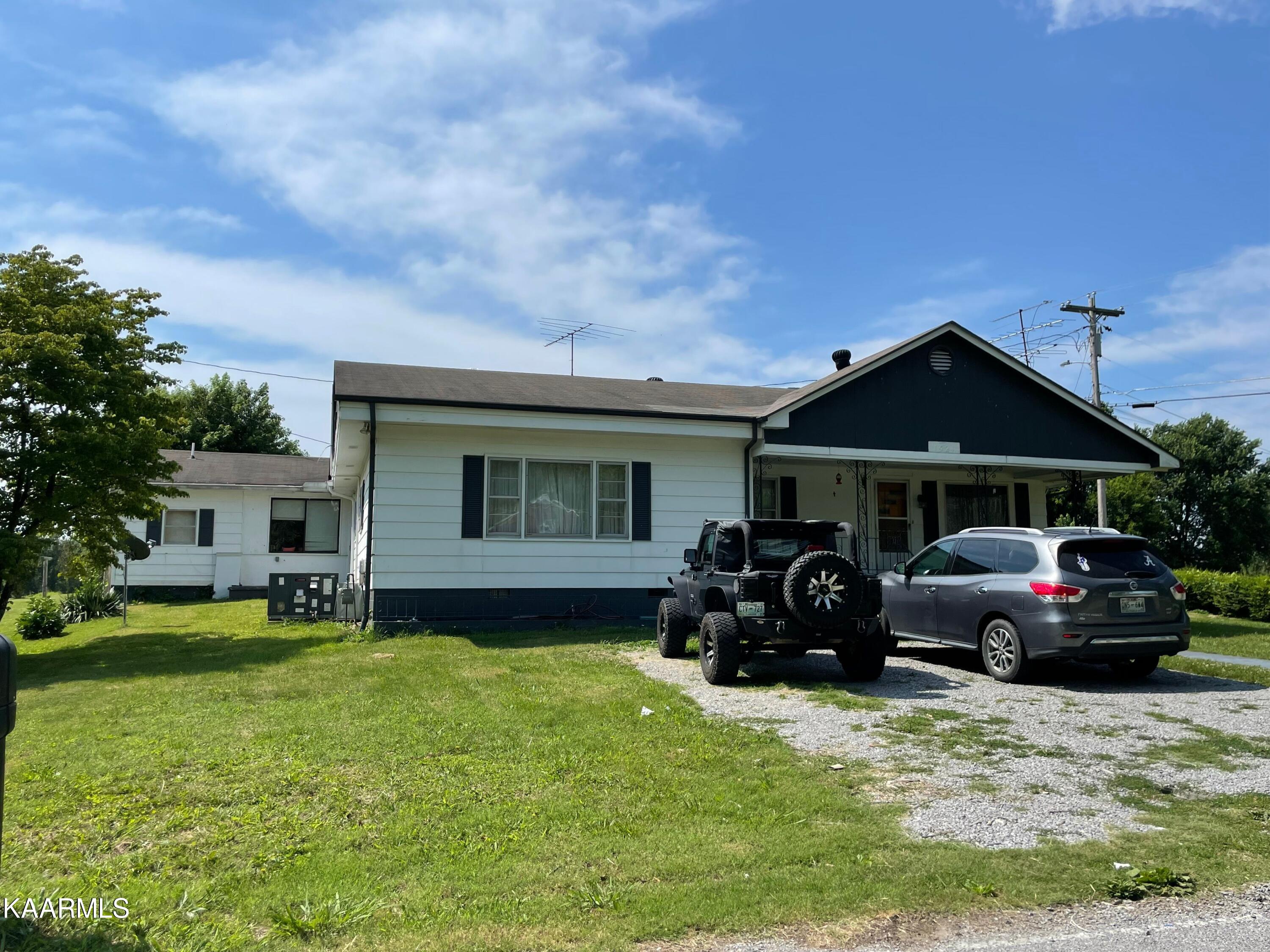 1921-115 Loop Road La Follette, TN 37766 - Photo 1 of 13 IMG_9511