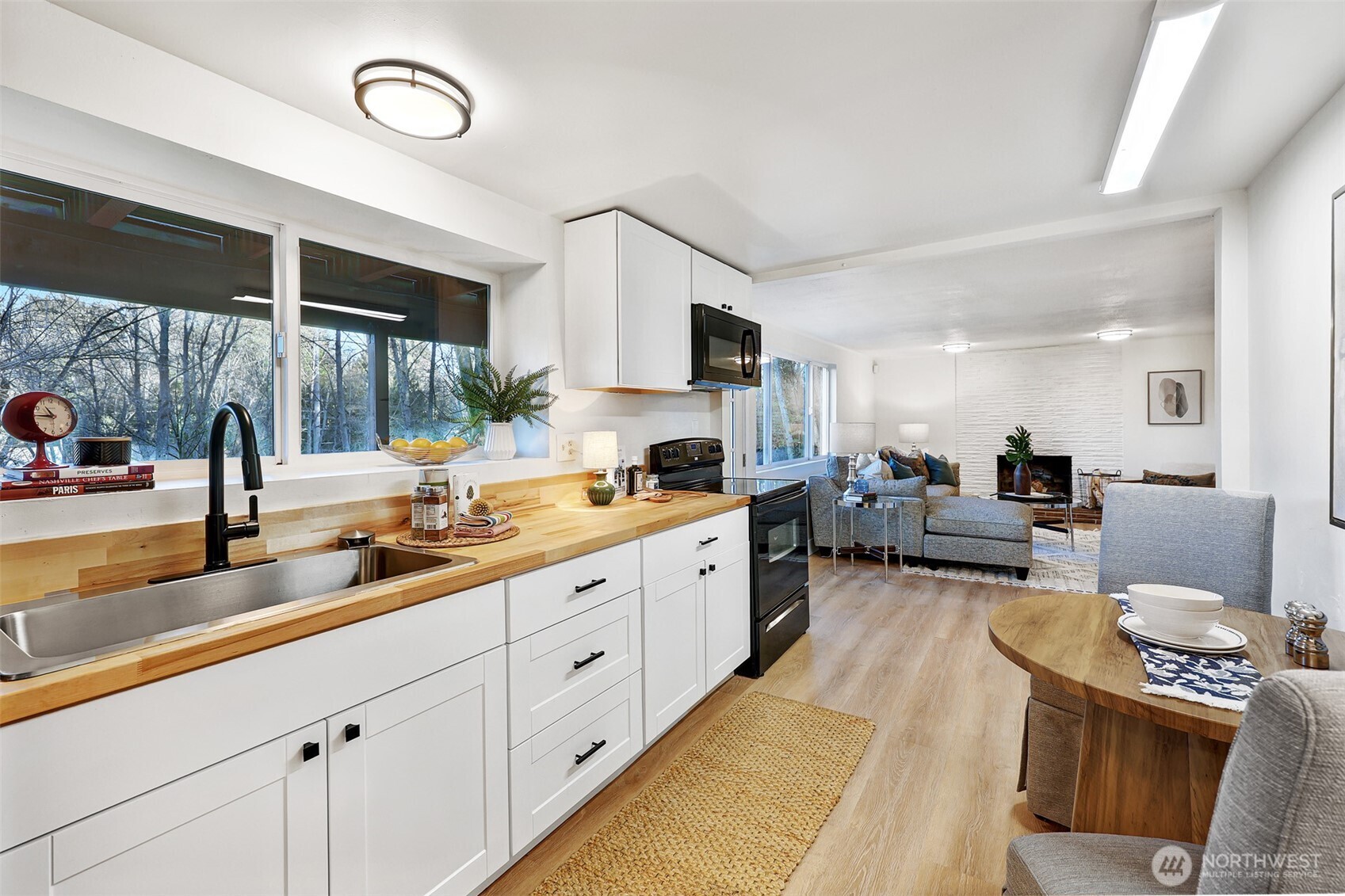 6346 26th Avenue Southwest Seattle, WA 98106 - Photo 21 of 28