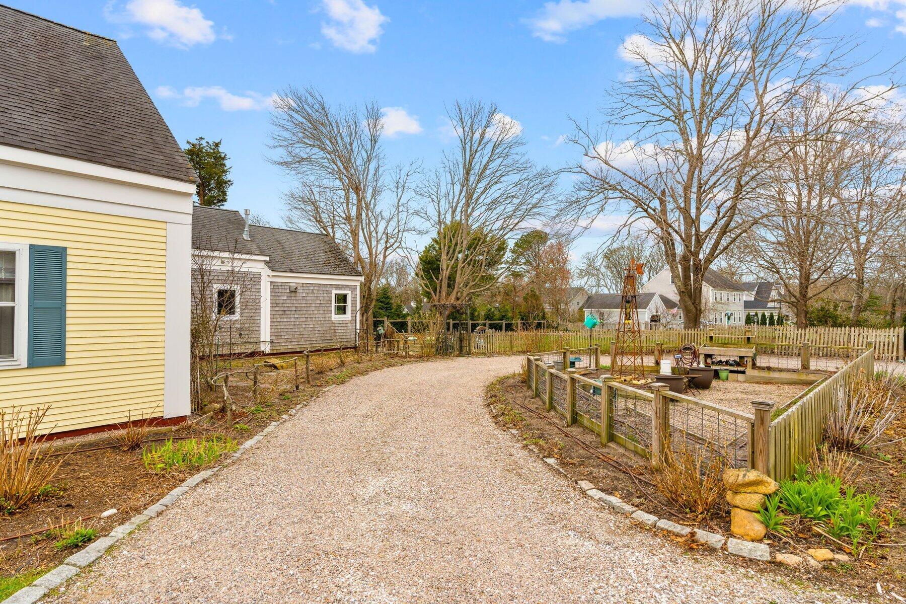 955 Main Street Osterville, MA 02655 - Photo 6 of 51 4-custom-955 Main St Hi Res-34