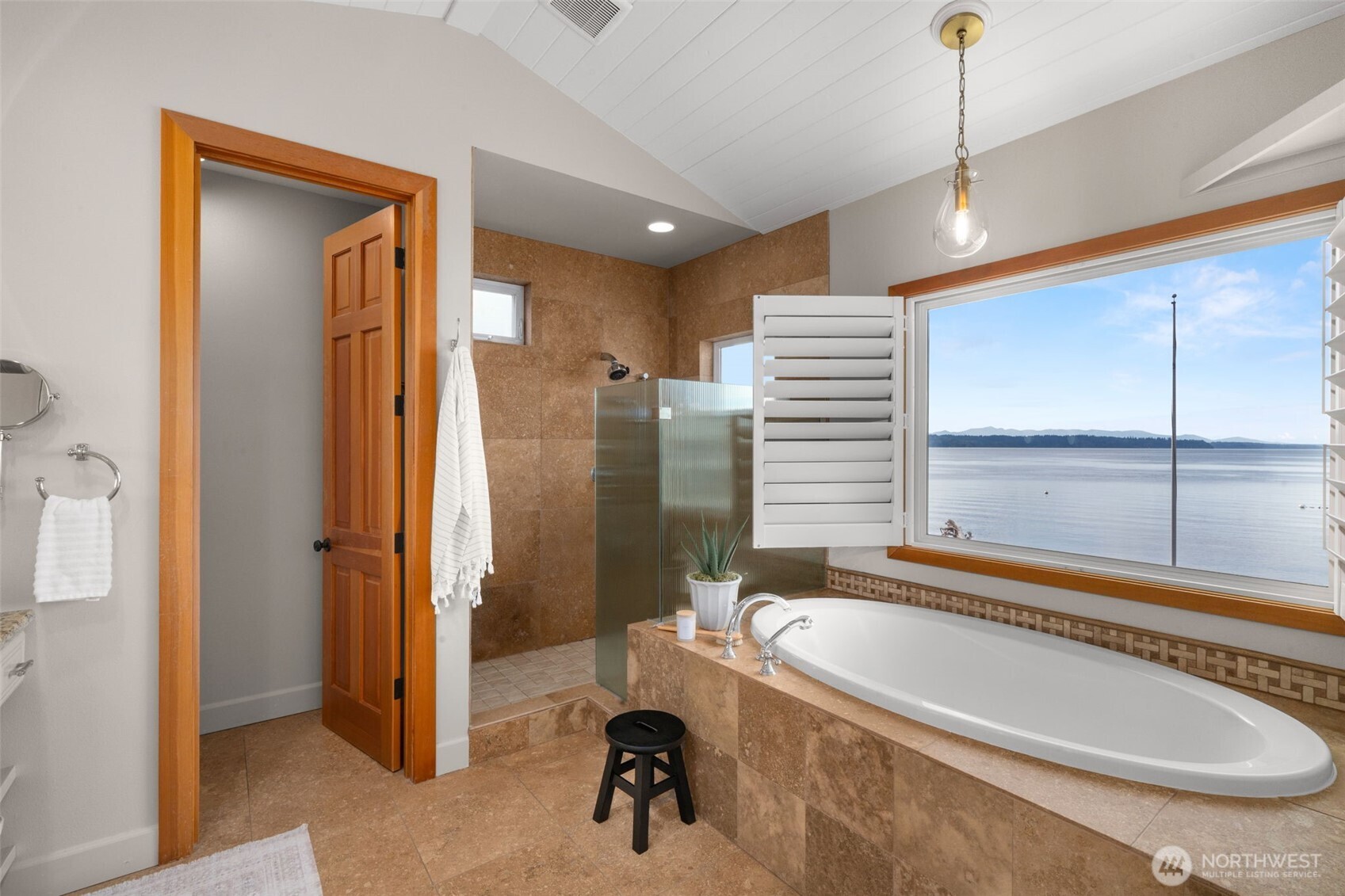 9 Southwest 3 Tree Point Lane Burien, WA 98166 - Photo 20 of 34