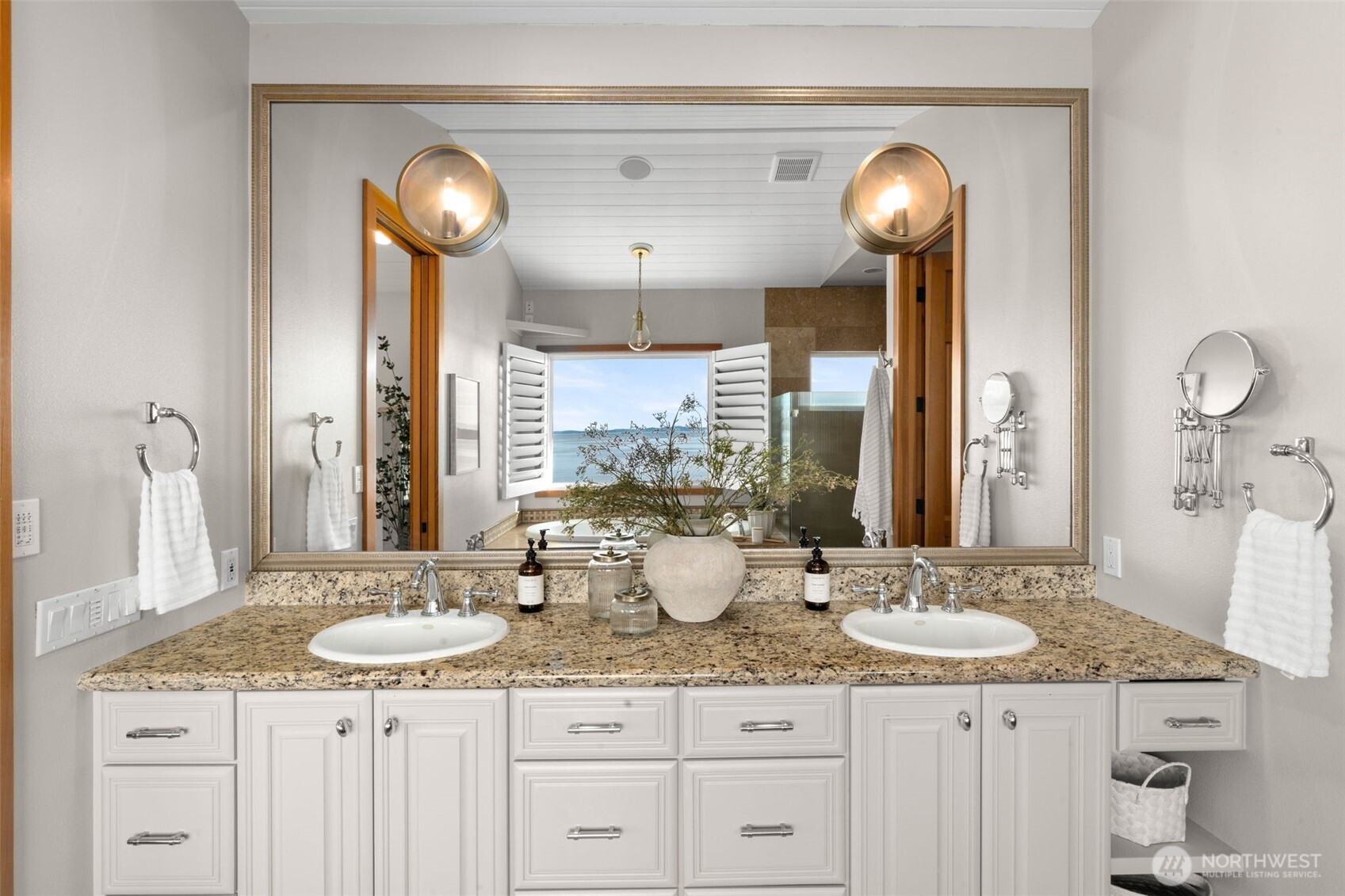 9 Southwest 3 Tree Point Lane Burien, WA 98166 - Photo 23 of 37