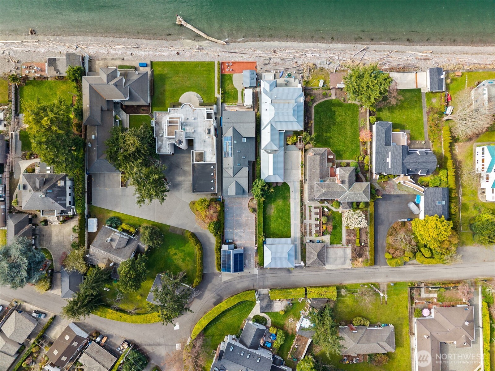 9 Southwest 3 Tree Point Lane Burien, WA 98166 - Photo 34 of 37