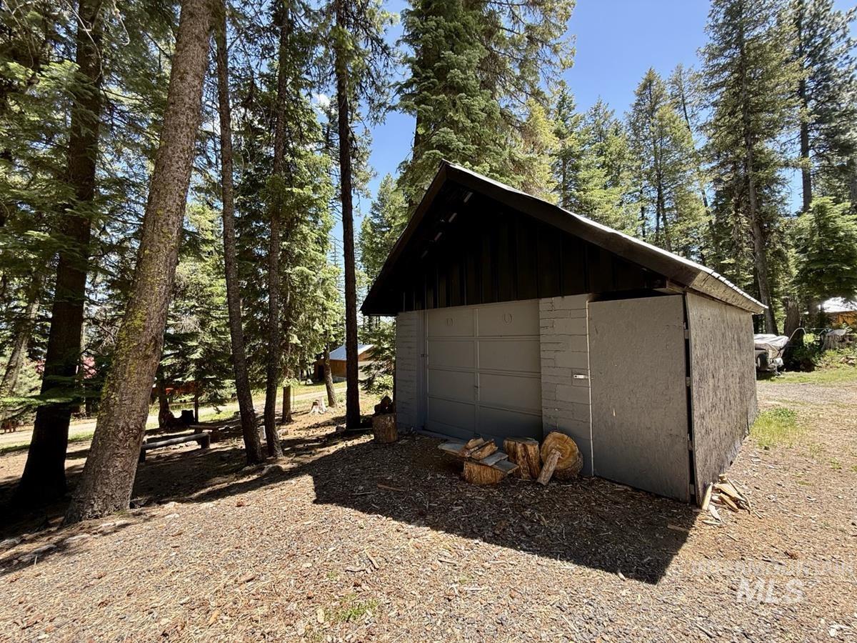 9 Victoria Way Cascade, ID 83611 - Photo 17 of 21