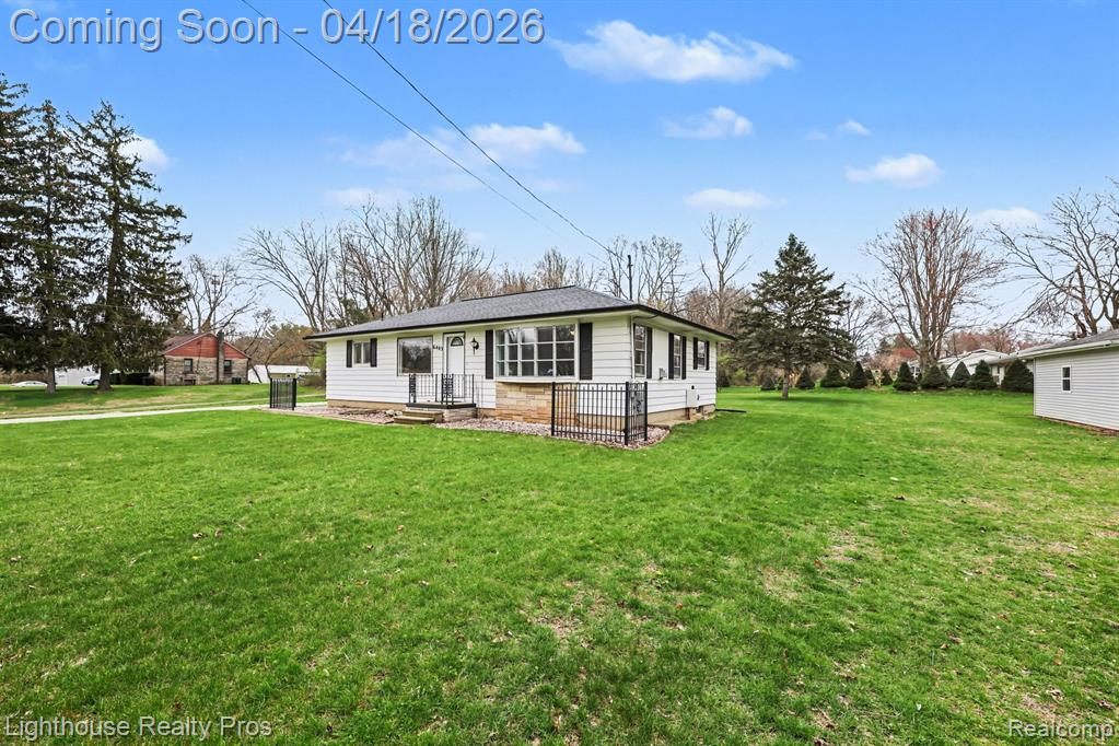6405 King Road Spring Arbor, MI 49283 - Photo 2 of 38