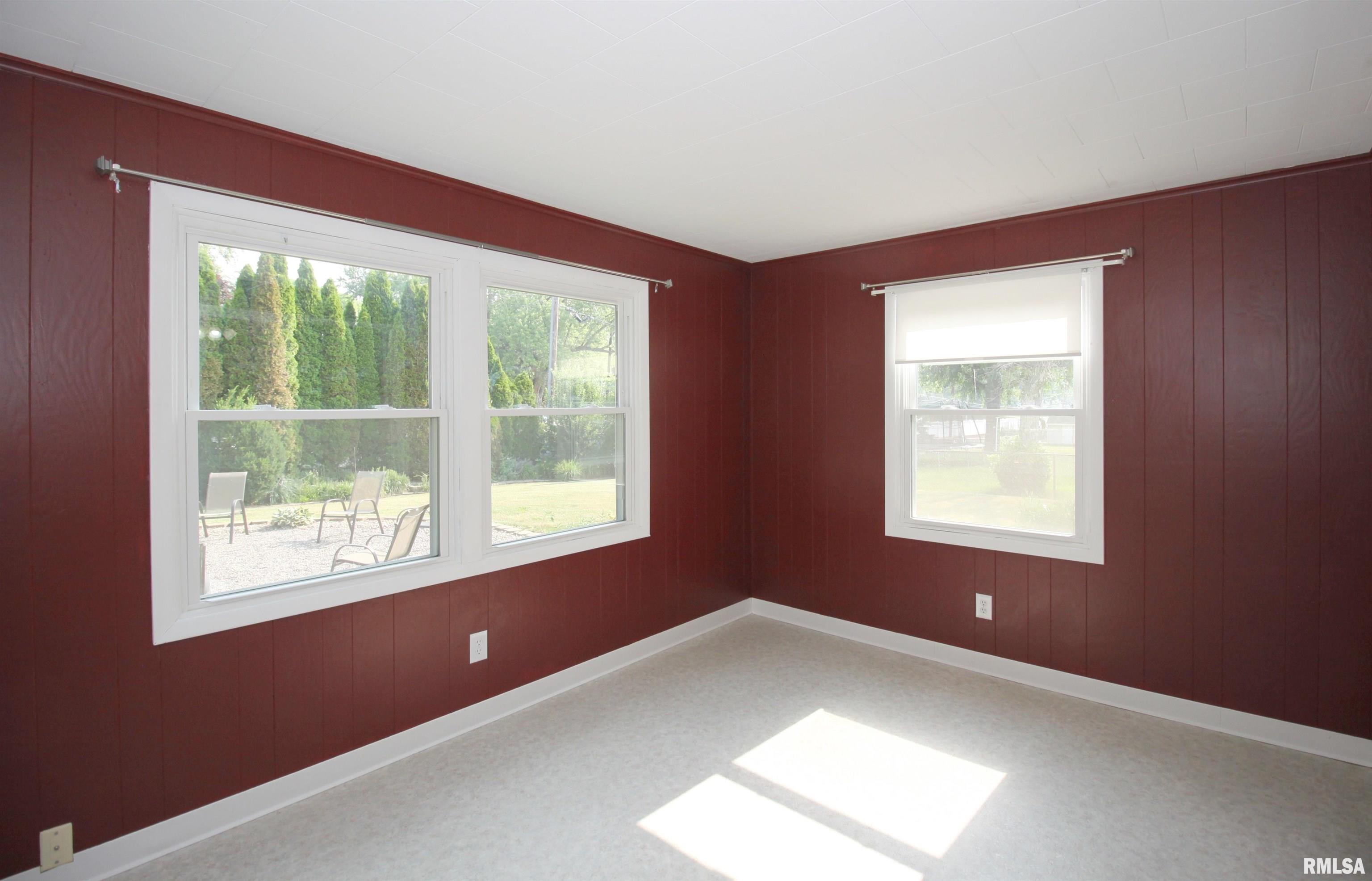 634 Westerfield Road Davenport, IA 52806 - Photo 18 of 24 Gallery Image 18