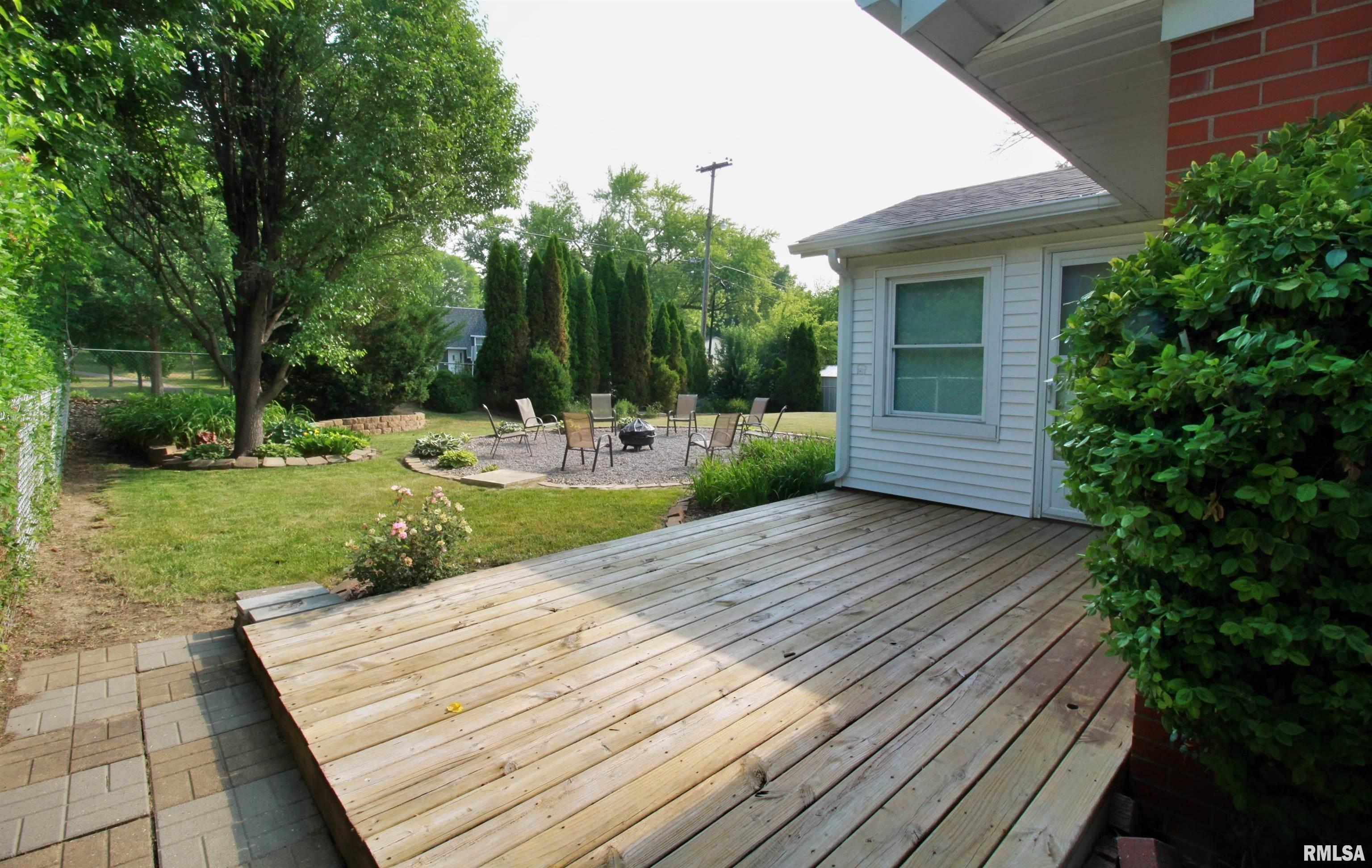 634 Westerfield Road Davenport, IA 52806 - Photo 20 of 24 Gallery Image 20