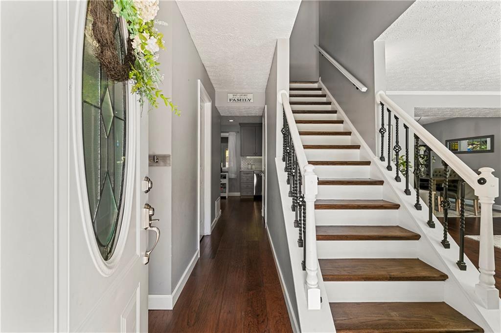 2656 Shaw Road Marietta, GA 30066 - Photo 3 of 36