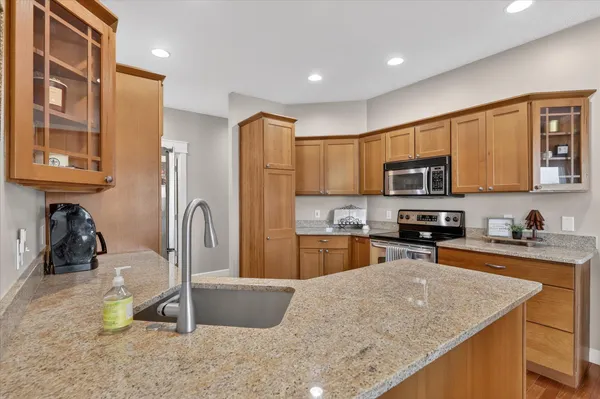 $625,000 | 5420 Farallon Drive, Kalamazoo, MI 49009