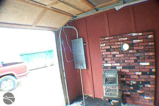 1464 Gerald Miller Road West Branch, MI 48661 - Photo 8 of 9 1750923-7.JPG